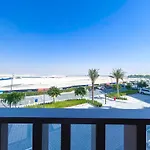 Elegant 1B Apt&Balcony In The Heart Of Dubai Creek