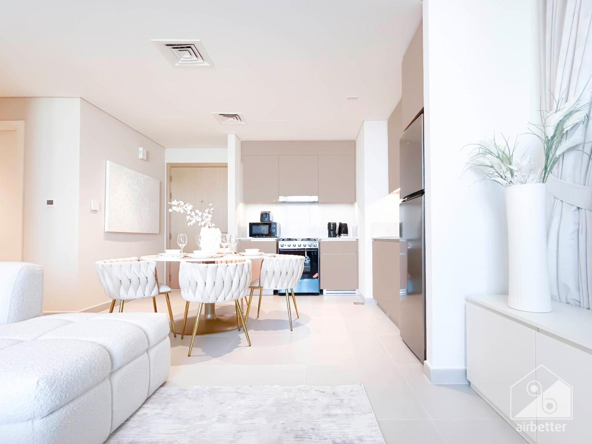 Elegant 1b Apt&balcony In The Heart Of Creek Dubai