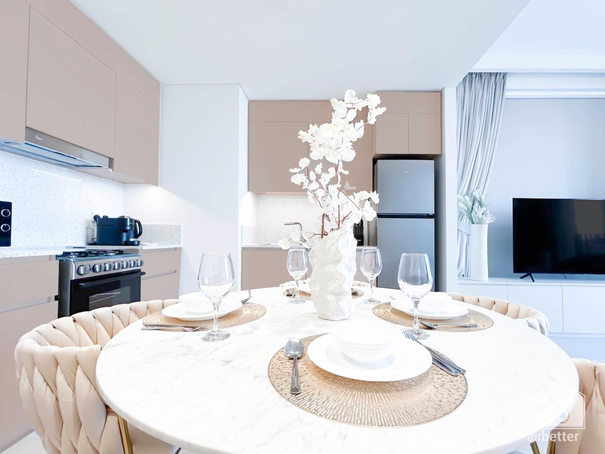 Elegant 1b Apt&balcony In The Heart Of Creek Apartment Dubai
