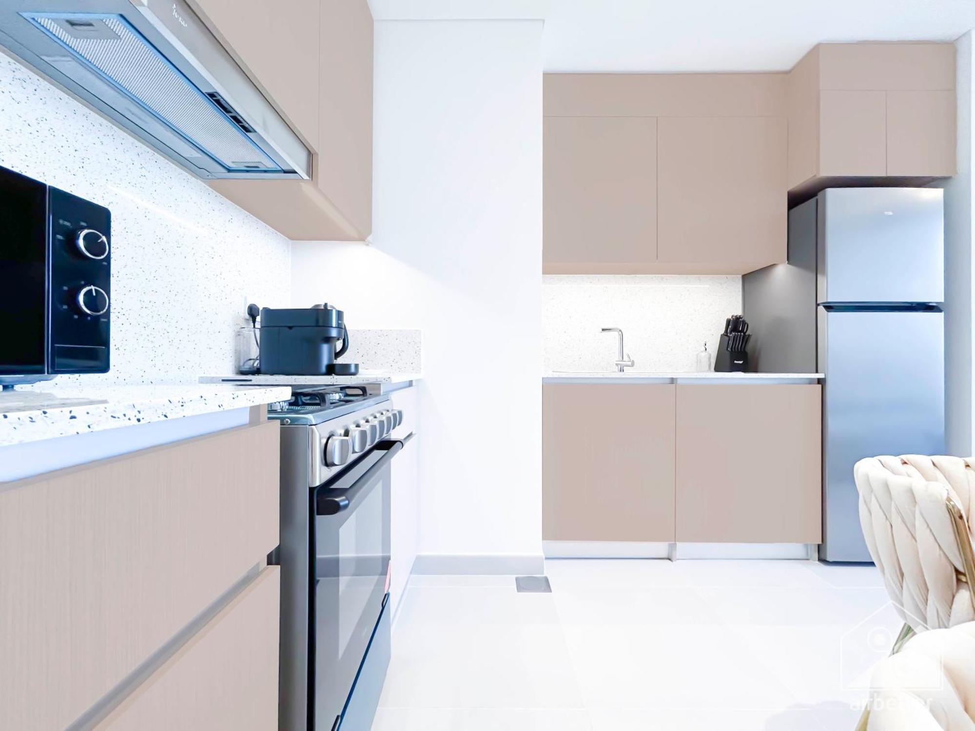 Elegant 1b Apt&balcony In The Heart Of Creek Apartment *
