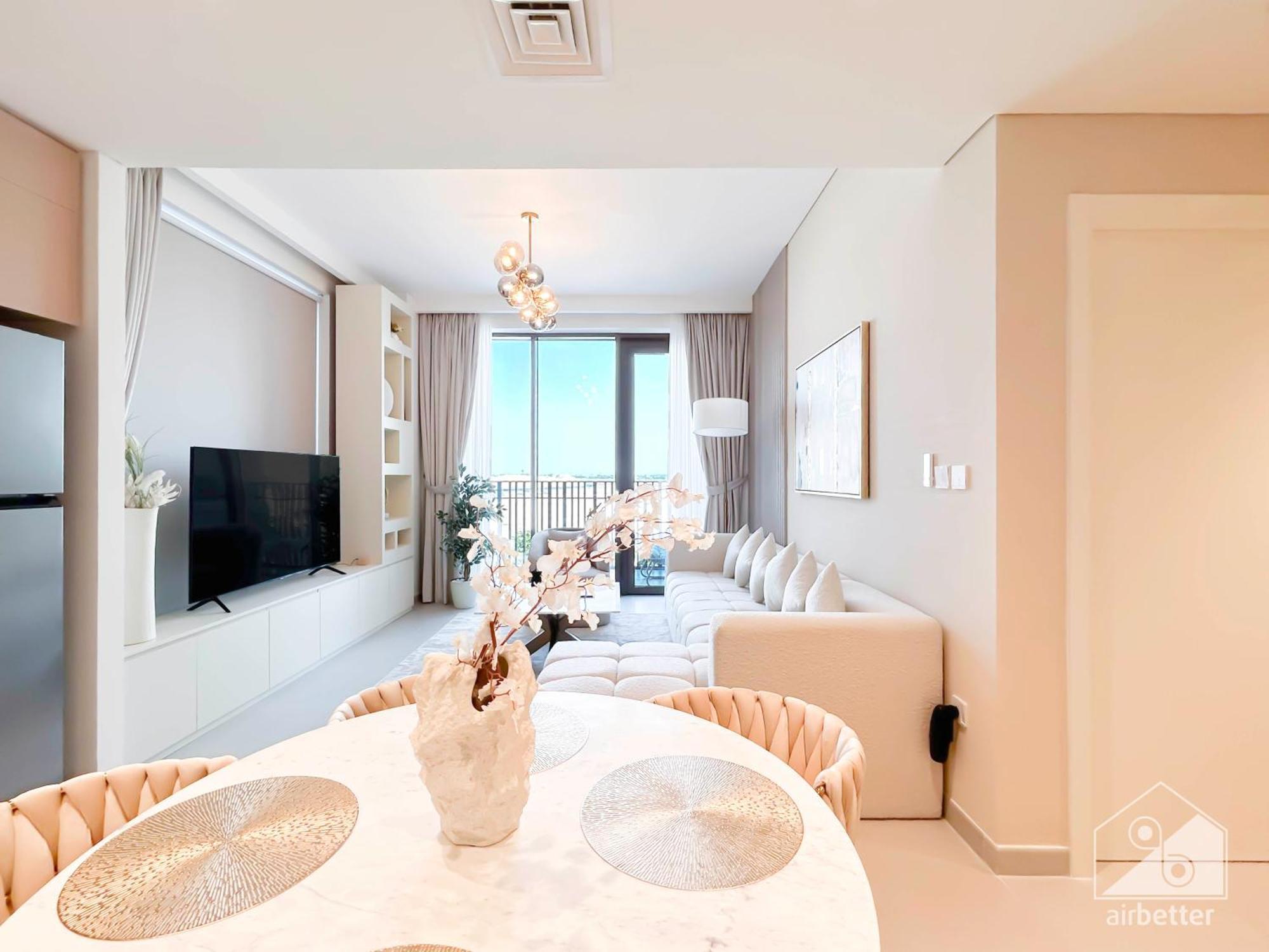 Apartment Elegant 1b Apt&balcony In The Heart Of Creek Dubai