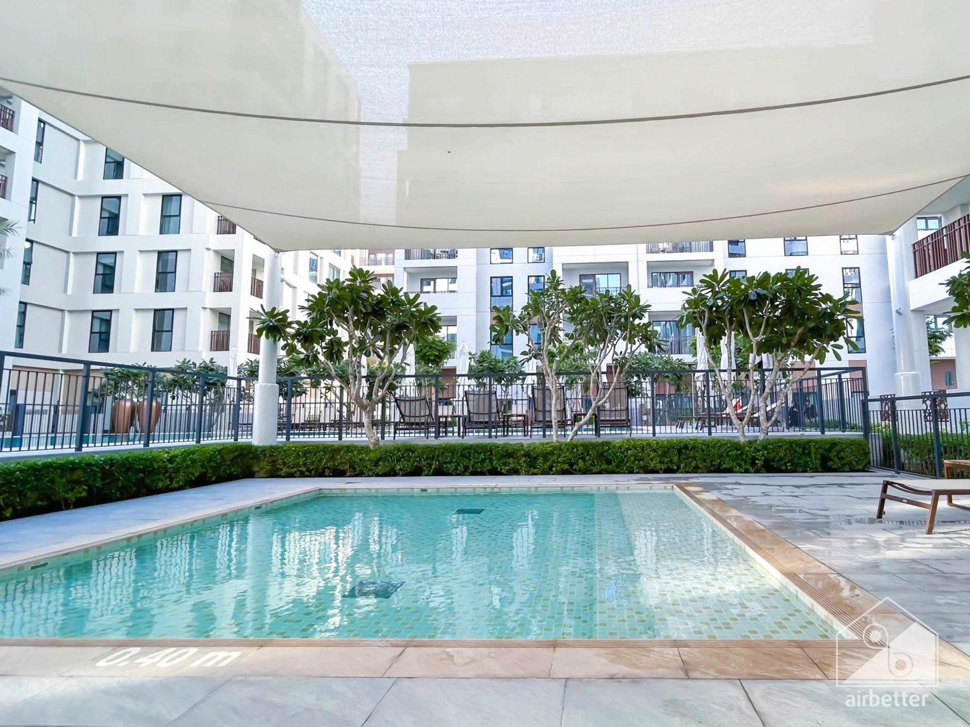 Elegant 1b Apt&balcony In The Heart Of Creek