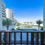 Elegant 1B Apt&Balcony In The Heart Of Dubai Creek